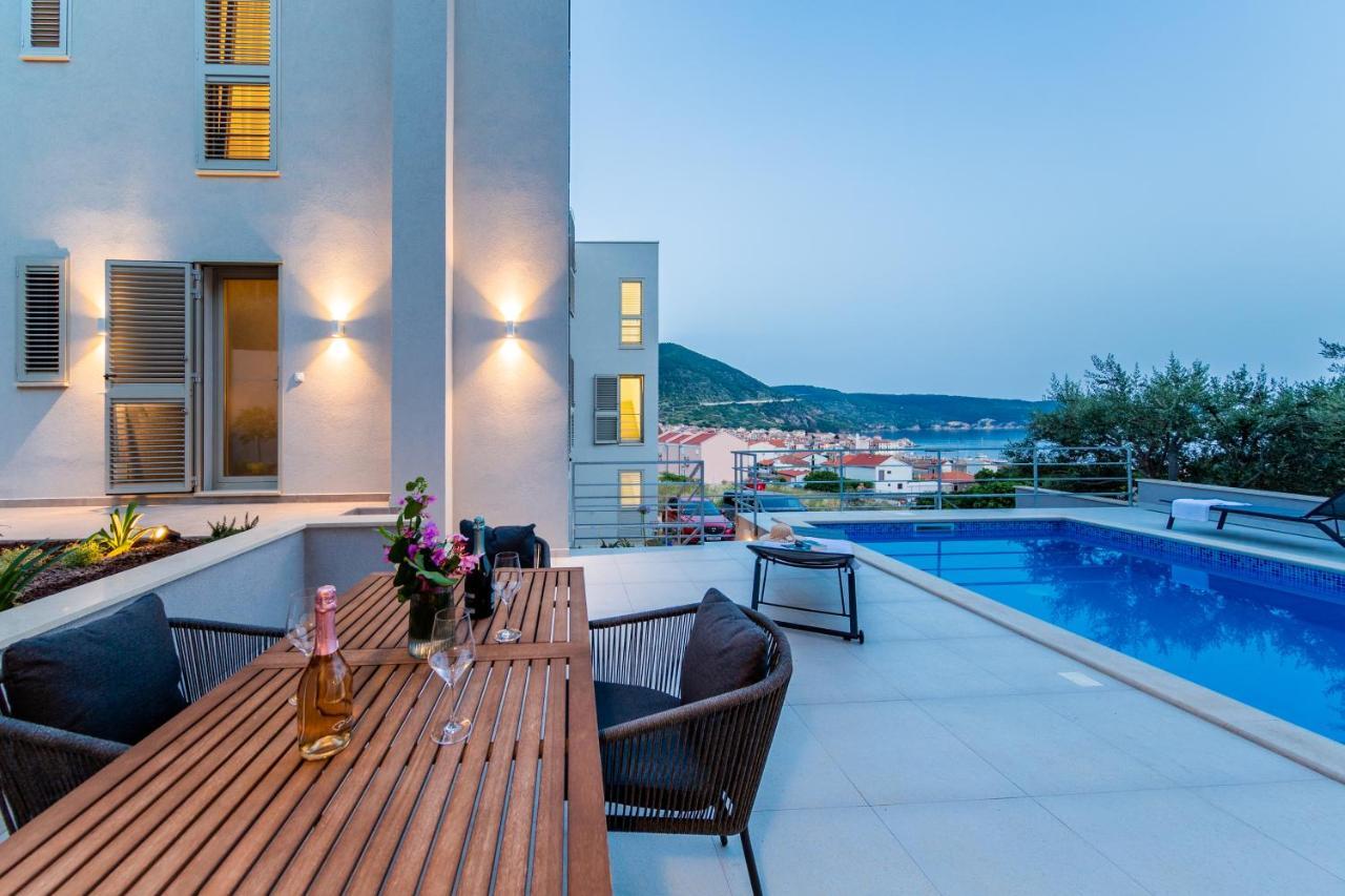 Seaside Elegance Suites Komiža 外观 照片