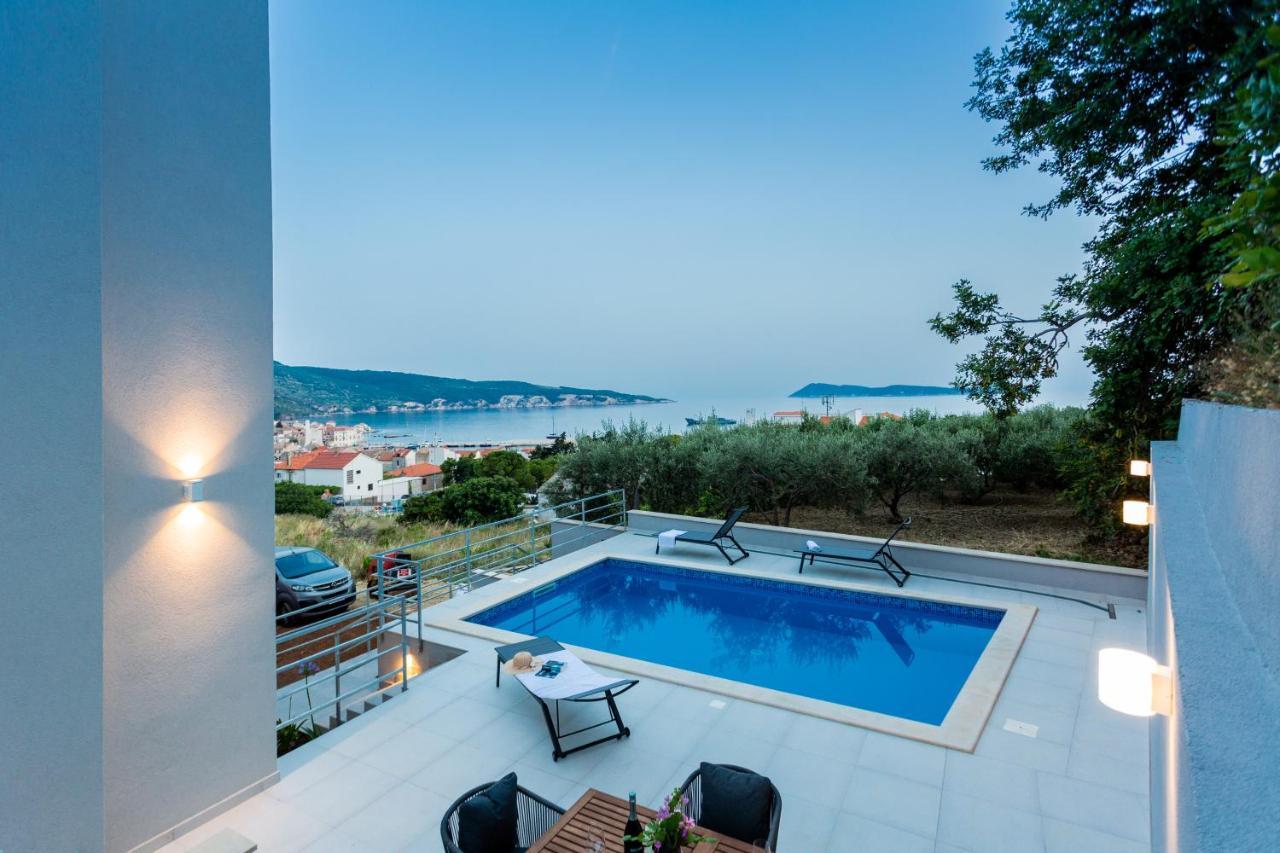 Seaside Elegance Suites Komiža 外观 照片