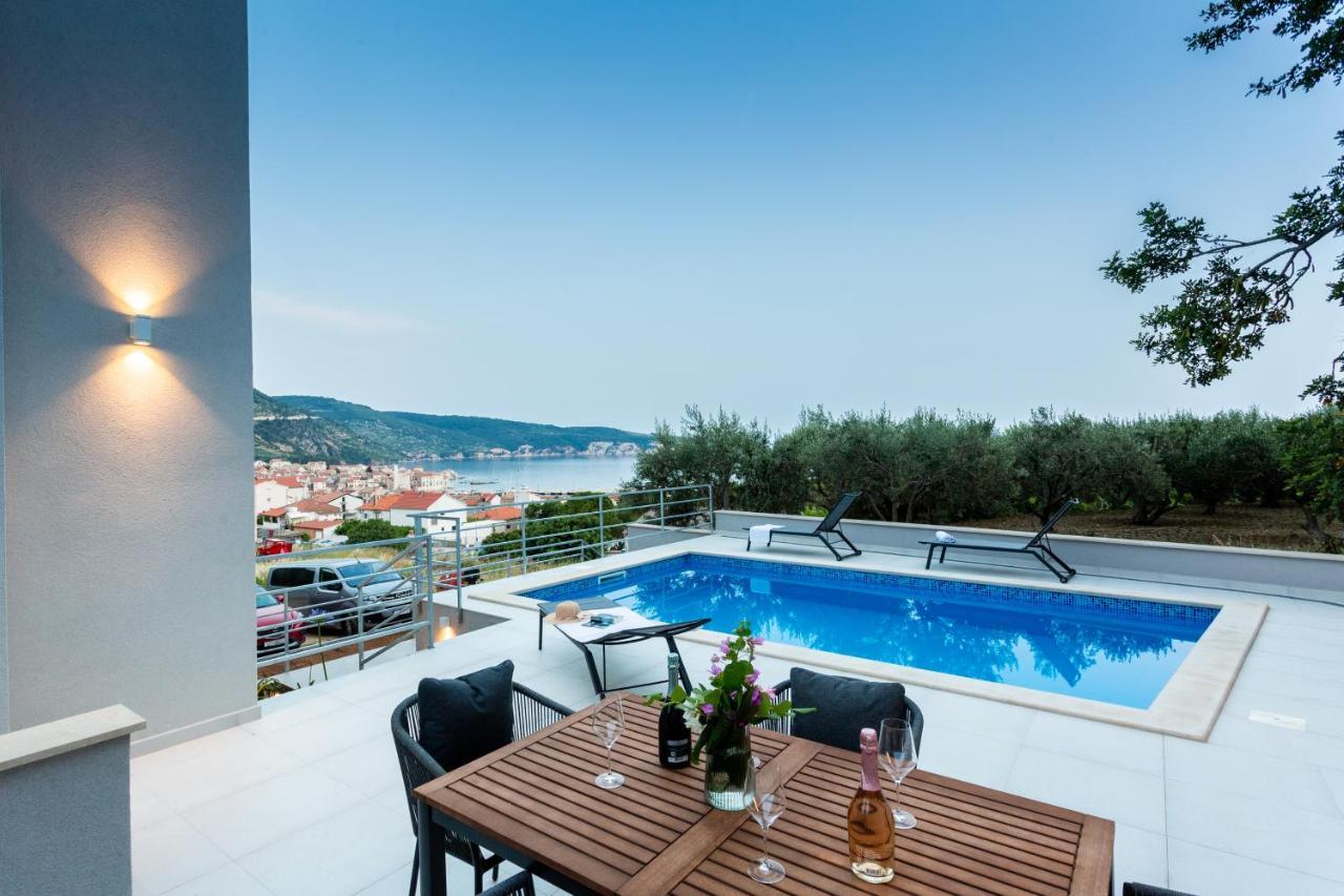Seaside Elegance Suites Komiža 外观 照片
