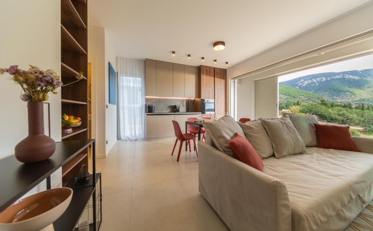 Seaside Elegance Suites Komiža 外观 照片
